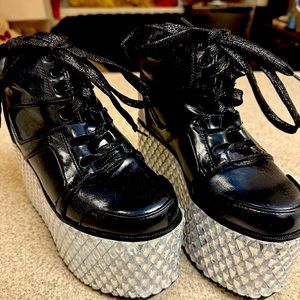 DOLLSKILL CLUB EXX PLATFORM SNEAKERS